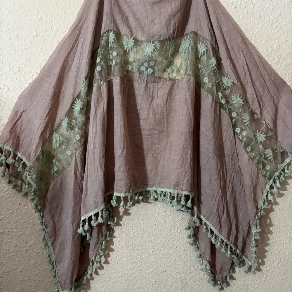 Pretty Angel Beige Poncho with Pink Details